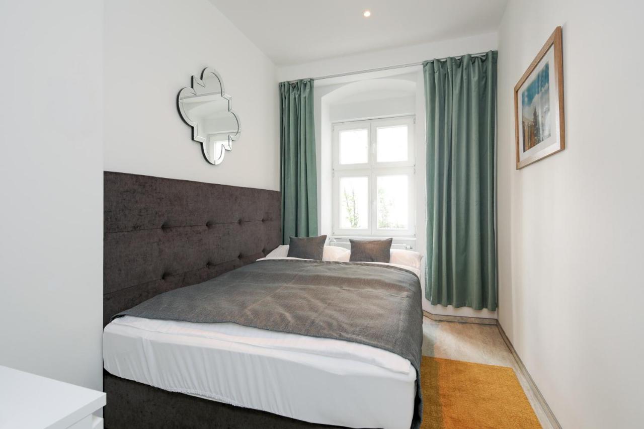 4 Personen Altbau Nahe Kurfuerstendamm - Macbeth Berlim Exterior foto